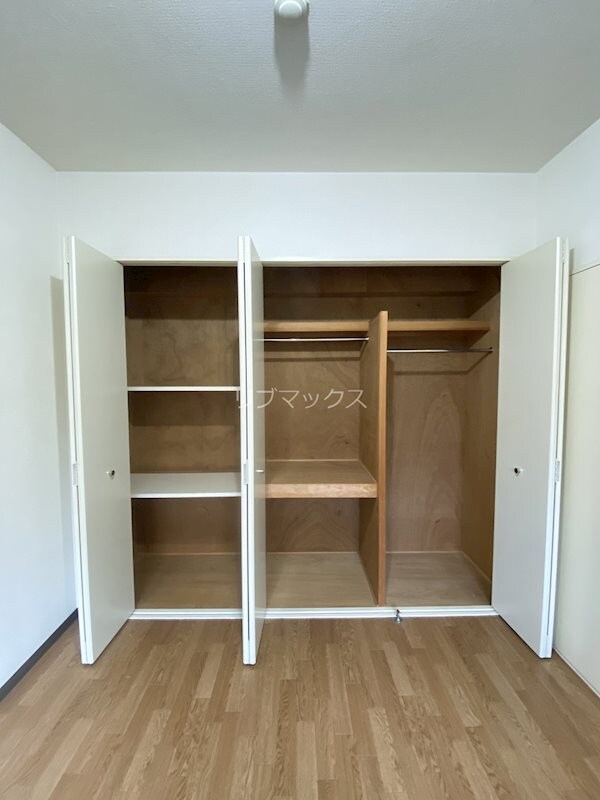 収納(別部屋参考写真)