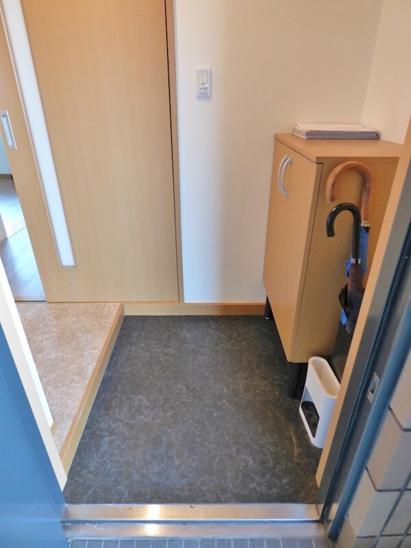 玄関(別部屋参考写真)