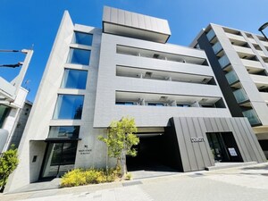 メインステージザベースフロント外観写真