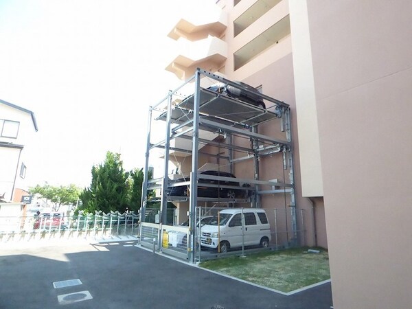 駐車場(当店は家主強制でない場合、消毒・抗菌代や安心サポート代など不)