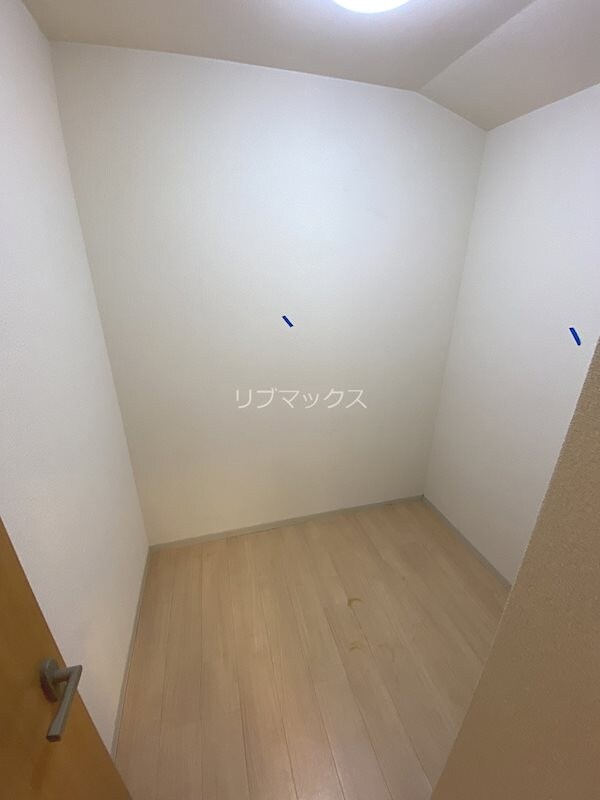 内装他