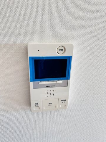 物件内観写真13　(モニター付きオートロック)