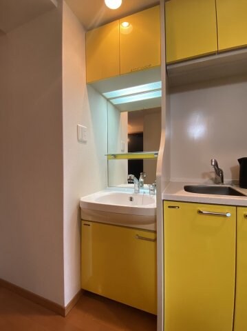 物件内観写真12　(洗面所)