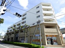 東海道本線・山陽本線<JR神戸線> 西宮駅 6階建 築17年の外観写真