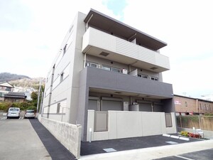 ブルーメ本山外観写真
