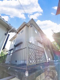 ラプソディーインレッドの外観写真