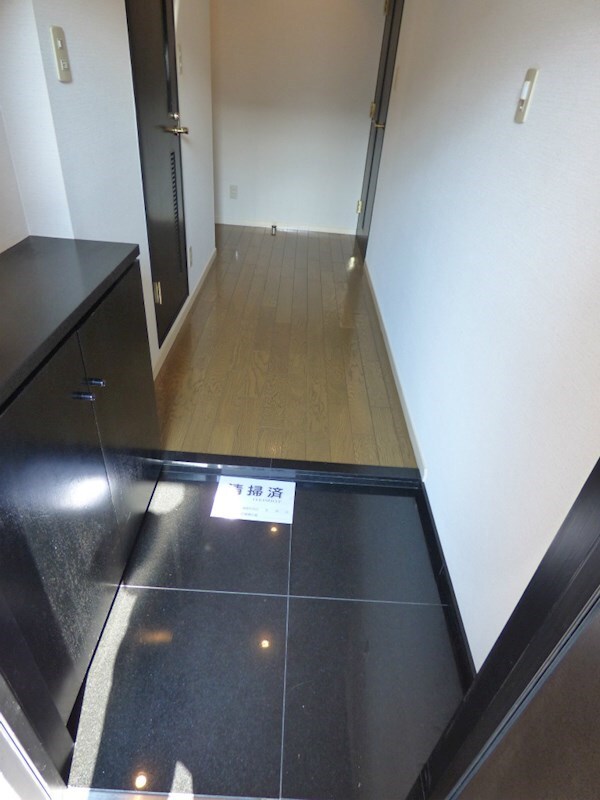 玄関(別部屋参考写真)