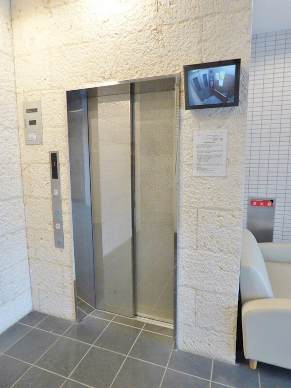 物件内観写真18　(モニター付きエレベーター)