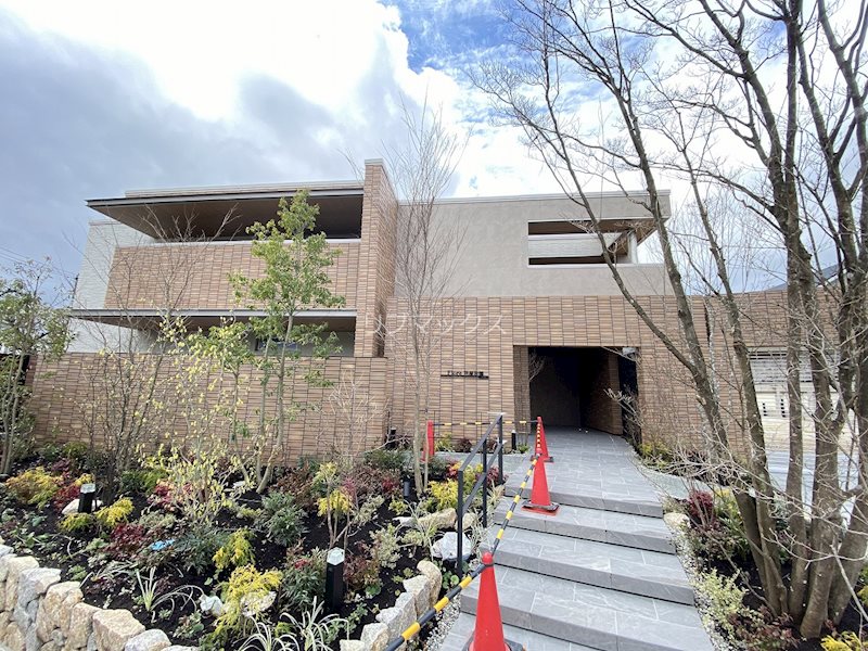 フィオーレ芦屋岩園