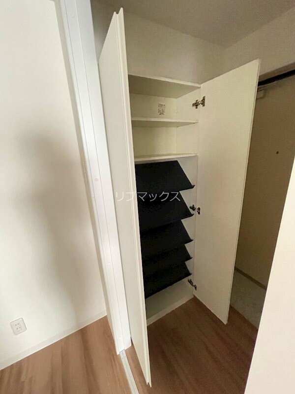 収納(別部屋参考写真)