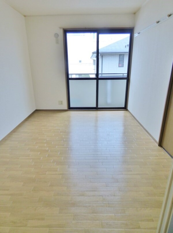 寝室(別部屋参考写真)