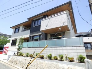 シャーメゾン御影山手外観写真