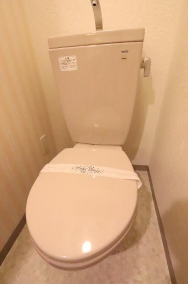 トイレ(※別号室参考写真※)