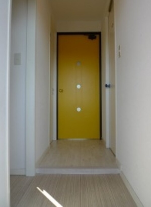 玄関(※写真と異なる場合は現状優先。)