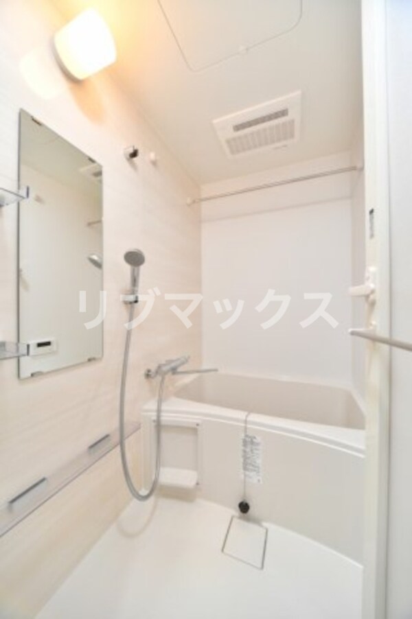 浴室(※別号室参考写真)