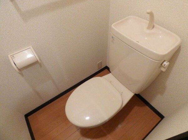 トイレ(※別号室参考写真※)