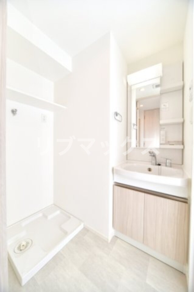 物件内観写真16　(※別号室参考写真)