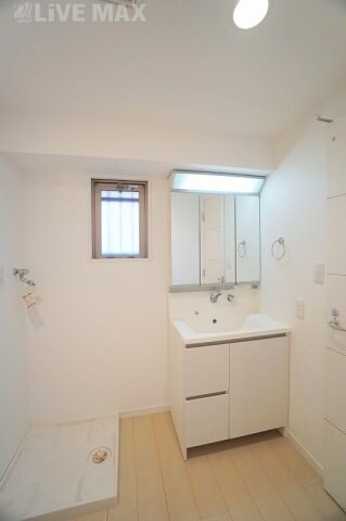 物件内観写真10　(※写真と異なる場合は現状優先)