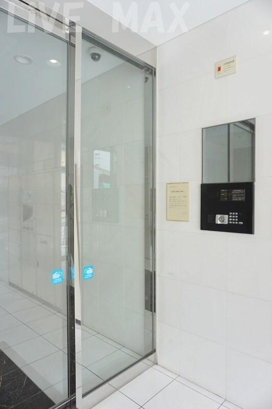 物件外観写真2　(オートロック付き☆)