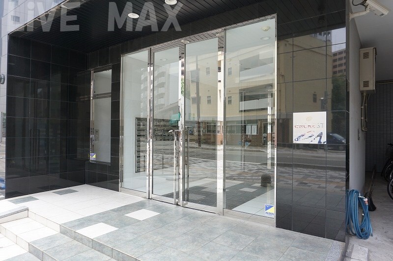 物件外観写真3　(エントランス☆)