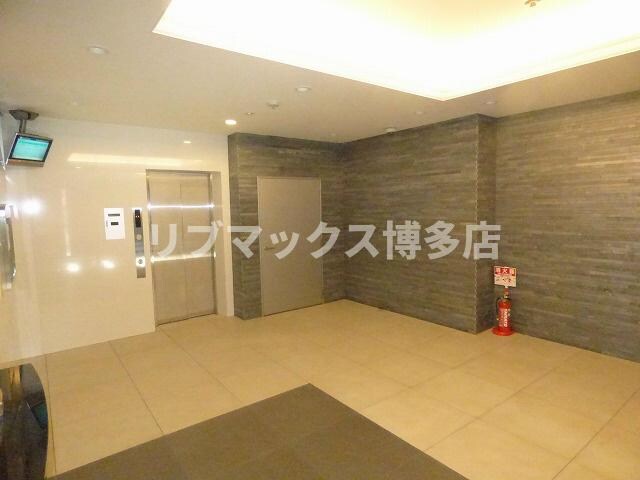 物件外観写真5　(綺麗なロビー)