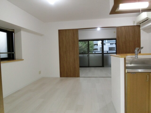 物件内観写真5　(※写真と異なる場合は現状優先。)