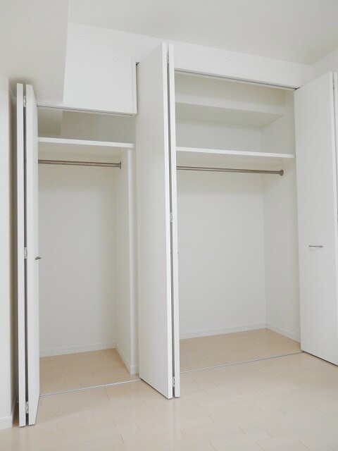 物件内観写真10　(クローゼット)