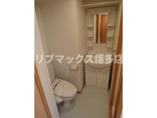 独立洗面台(シャンプードレッサー)