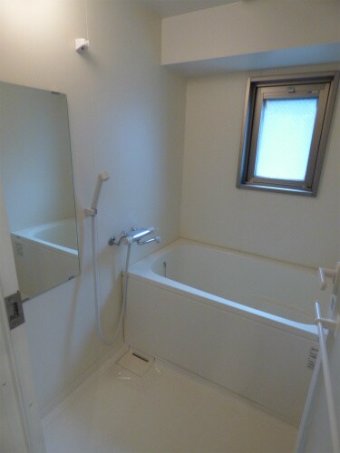 物件内観写真9　(小窓付き☆)