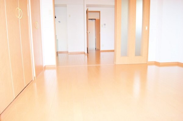 物件内観写真14　(こちらのお部屋もとても綺麗です！)