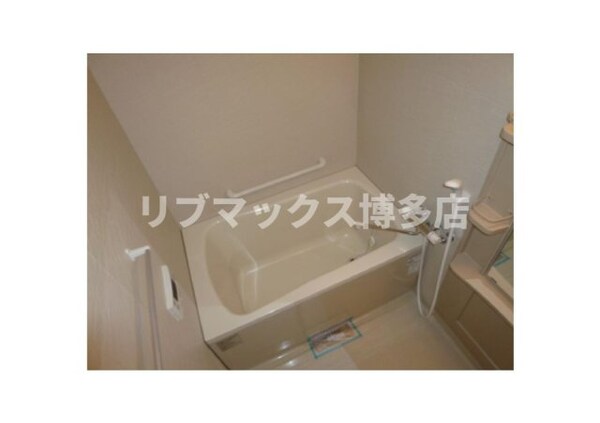 浴室(※写真と異なる場合は現状優先)