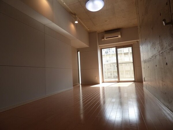 寝室(※※写真と異なる場合は現状優先)