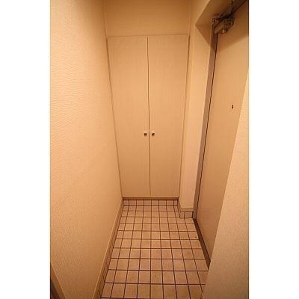 玄関(※写真と異なる場合は現状優先。)