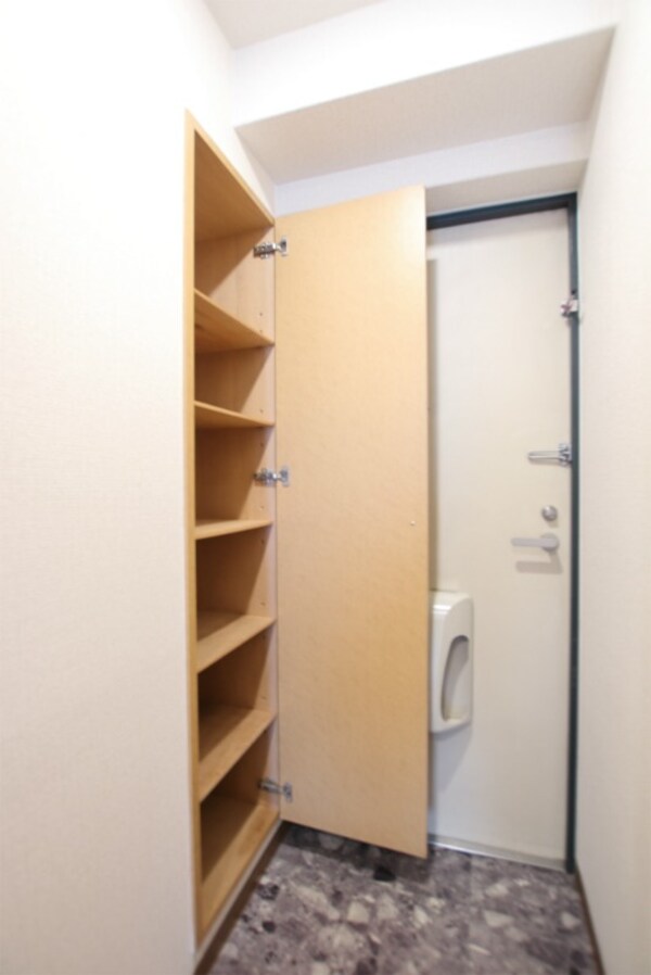 収納(※写真と異なる場合は現状優先)