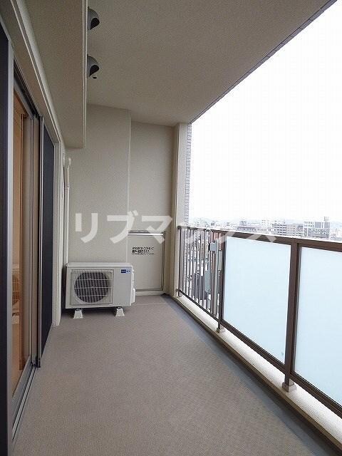 物件内観写真15　(落ち着いた時間を過ごせるバルコニーです)