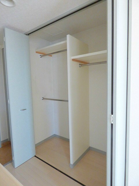物件内観写真16　(収納もたっぷり♪)