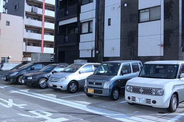 駐車場(駐車場)