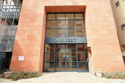 物件外観写真2　(お洒落なエントランス)