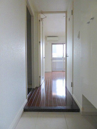 物件内観写真19　(玄関※写真と異なる場合現状優先。)