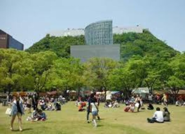 周辺環境(天神中央公園（339m）)