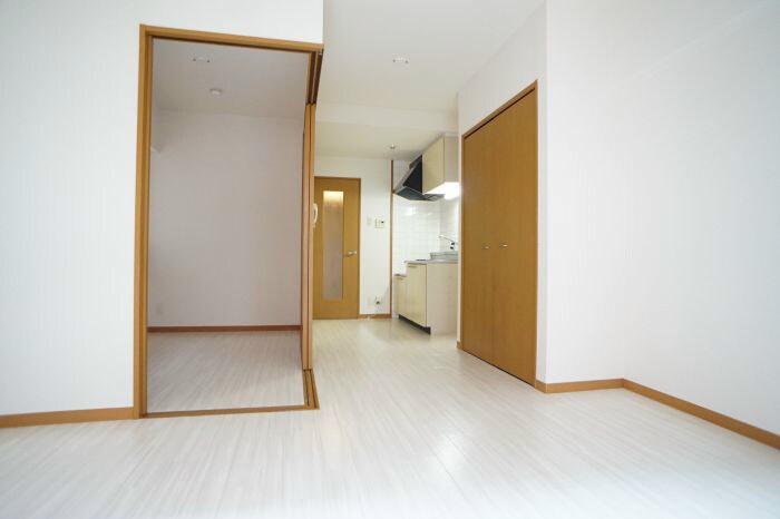 物件内観写真4　(※写真と異なる場合現状優先。)