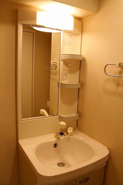 物件内観写真12　(忙しい朝にも快適なシャンプードレッサー☆)