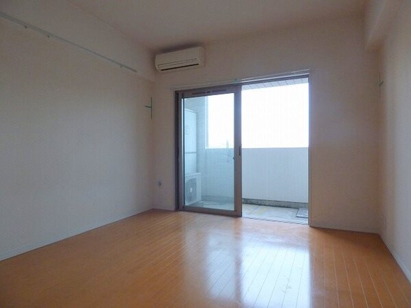 寝室(※写真と異なる場合は現状優先。)