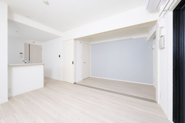 物件内観写真5　(※別号室参考写真)