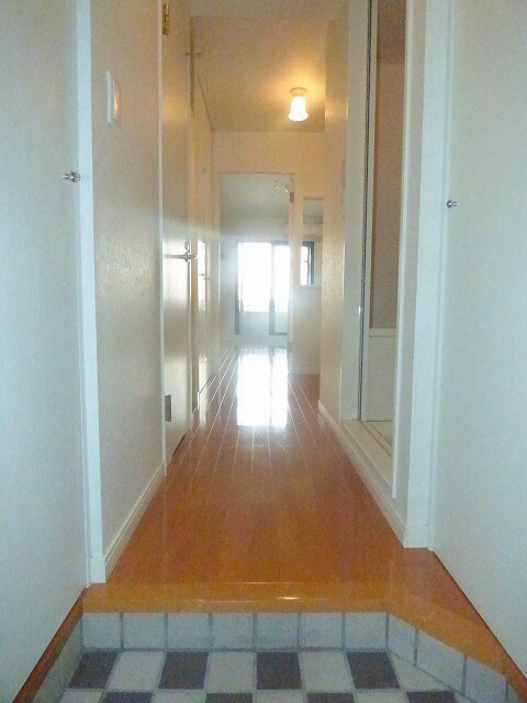 物件内観写真5　(※写真と異なる場合は現状優先。)