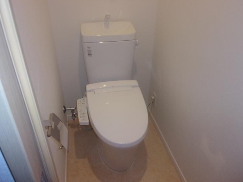 物件内観写真8　(※別号室参考写真)