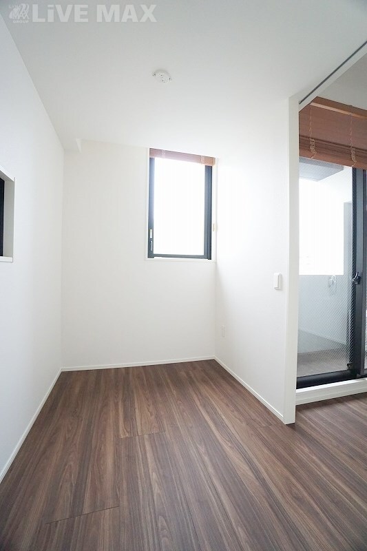 物件内観写真11　(可動間仕切りでベッドルームの完成☆)