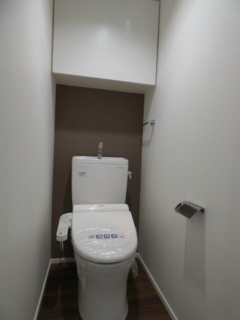 物件内観写真14　(ウォシュレット完備☆)