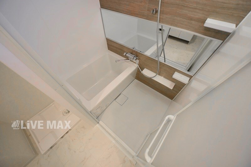 物件内観写真7　(落ち着いた空間のお風呂です)