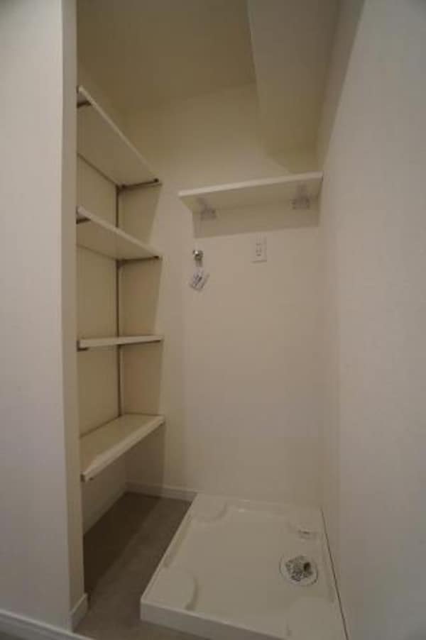 収納(エアコン付きで快適です♪)